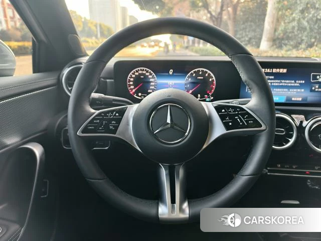Mercedes-Benz Class A id 4260483 из Китая 9