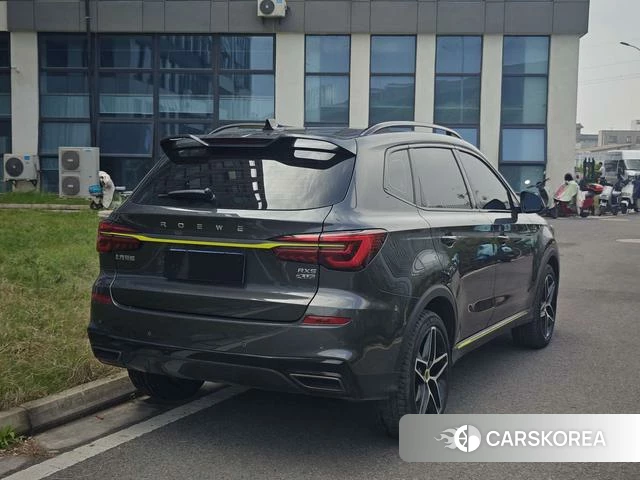 Roewe RX5 2023 Черный из Китая, фото 3