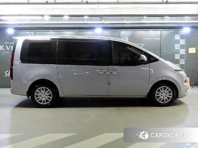 Hyundai Staria id 3722138 из Кореи 13