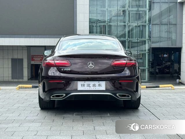 Mercedes-Benz E-class (imported) 2023 Коричневый из Китая, фото 3
