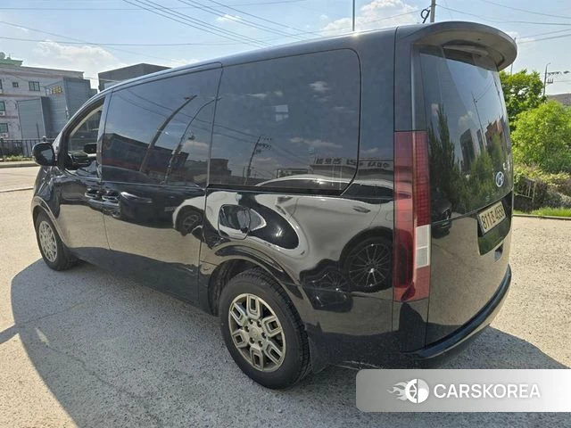 Hyundai Staria 2022 Черный из Кореи, фото 5