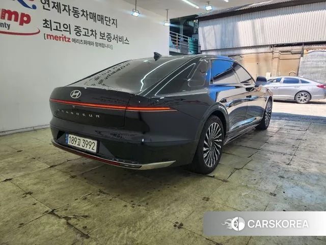 Hyundai Grandeur (GN7) id 3058404 из Кореи 13