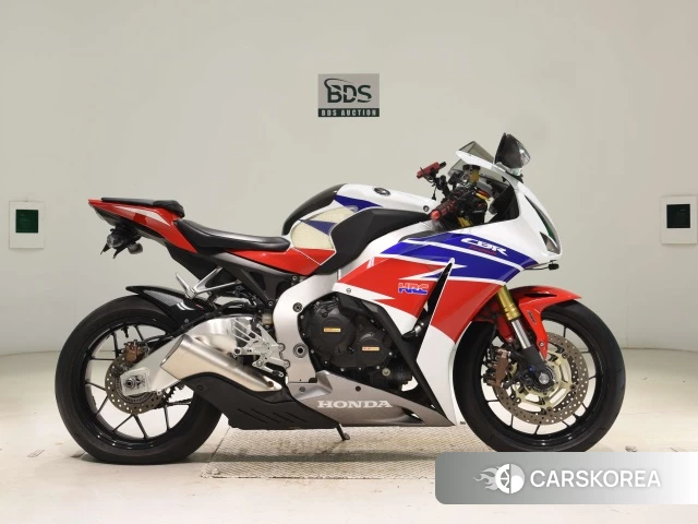 Проданный Honda CBR1000RR ABS 2013 из Японии, фото 3