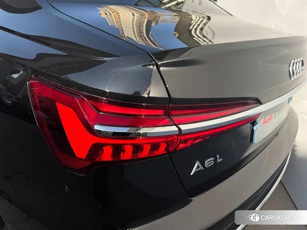 Audi A6L id 4515321 из Китая 20