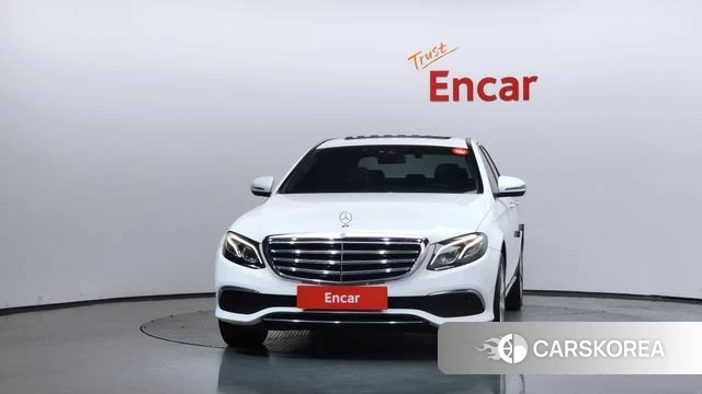 Mercedes-Benz E-Class W213 id 4651824 из Кореи 13
