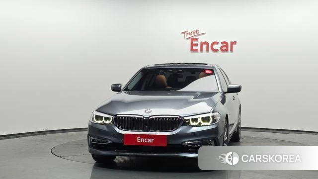 BMW 5 Series (G30) id 3873714 из Кореи 13