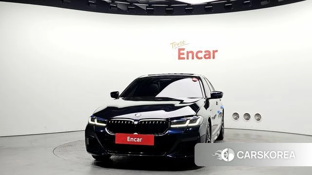 BMW 5 Series (G30) id 3838564 из Кореи 13