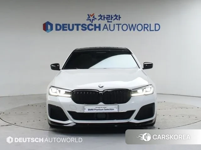 BMW 5 Series (G30) 2023 Белый из Кореи, фото 3