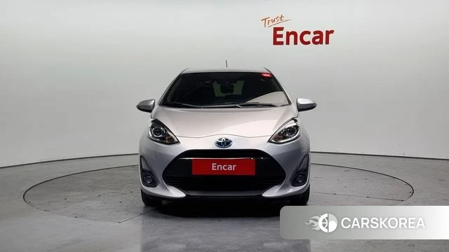 Toyota Prius C id 3801495 из Кореи 13