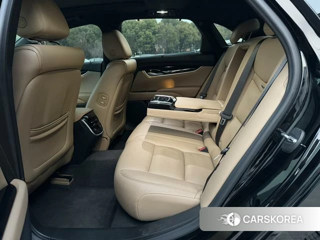 Cadillac XTS id 4213931 из Китая 9