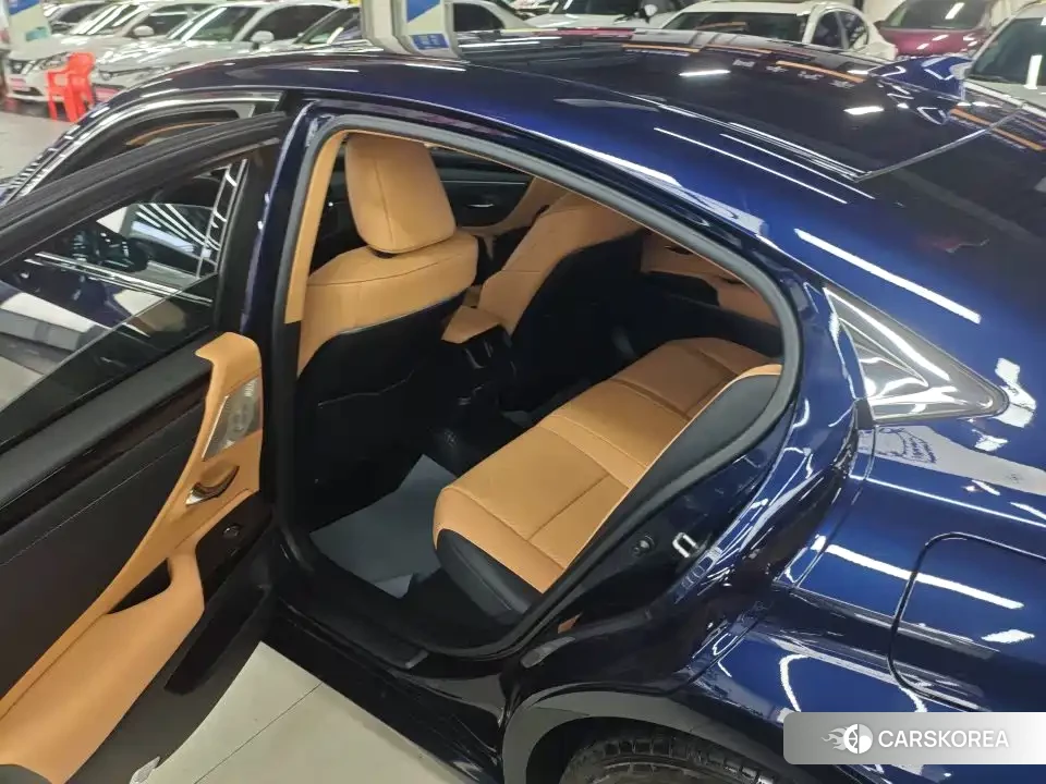 Lexus ES 2024 Синий из Китая, фото 3