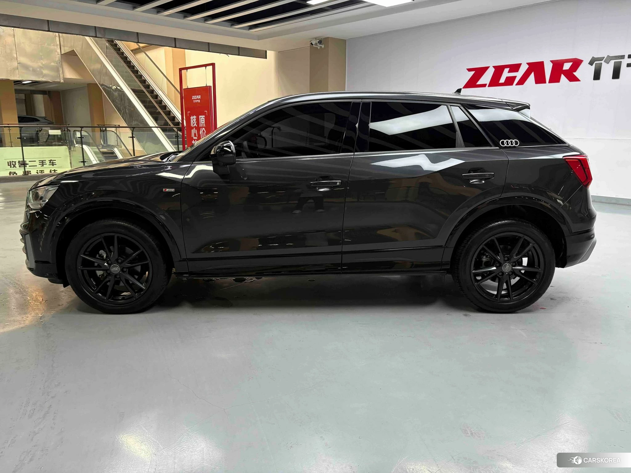 Audi Q2L id 4510600 из Китая 23