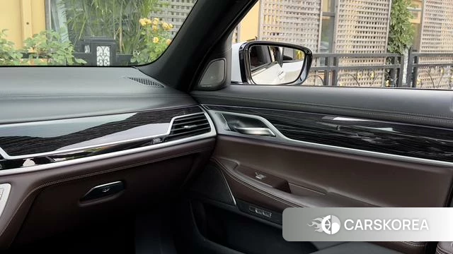 BMW 7 series id 4208753 из Китая 23
