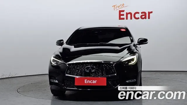 Infiniti Q30 id 2687649 из Кореи 13