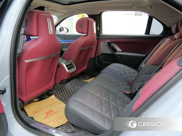 BMW 7 series id 4298406 из Китая 12
