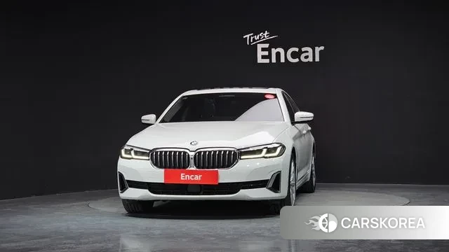 BMW 5 Series (G30) id 3770398 из Кореи 13