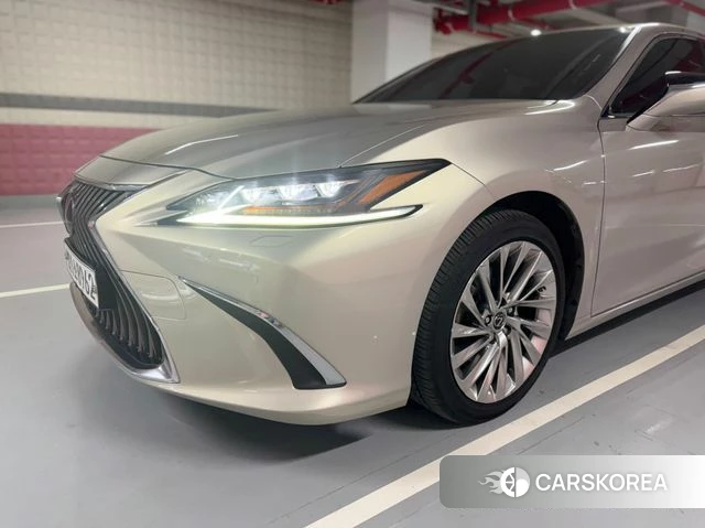 Lexus ES300h 7th generation id 4895037 из Кореи 8