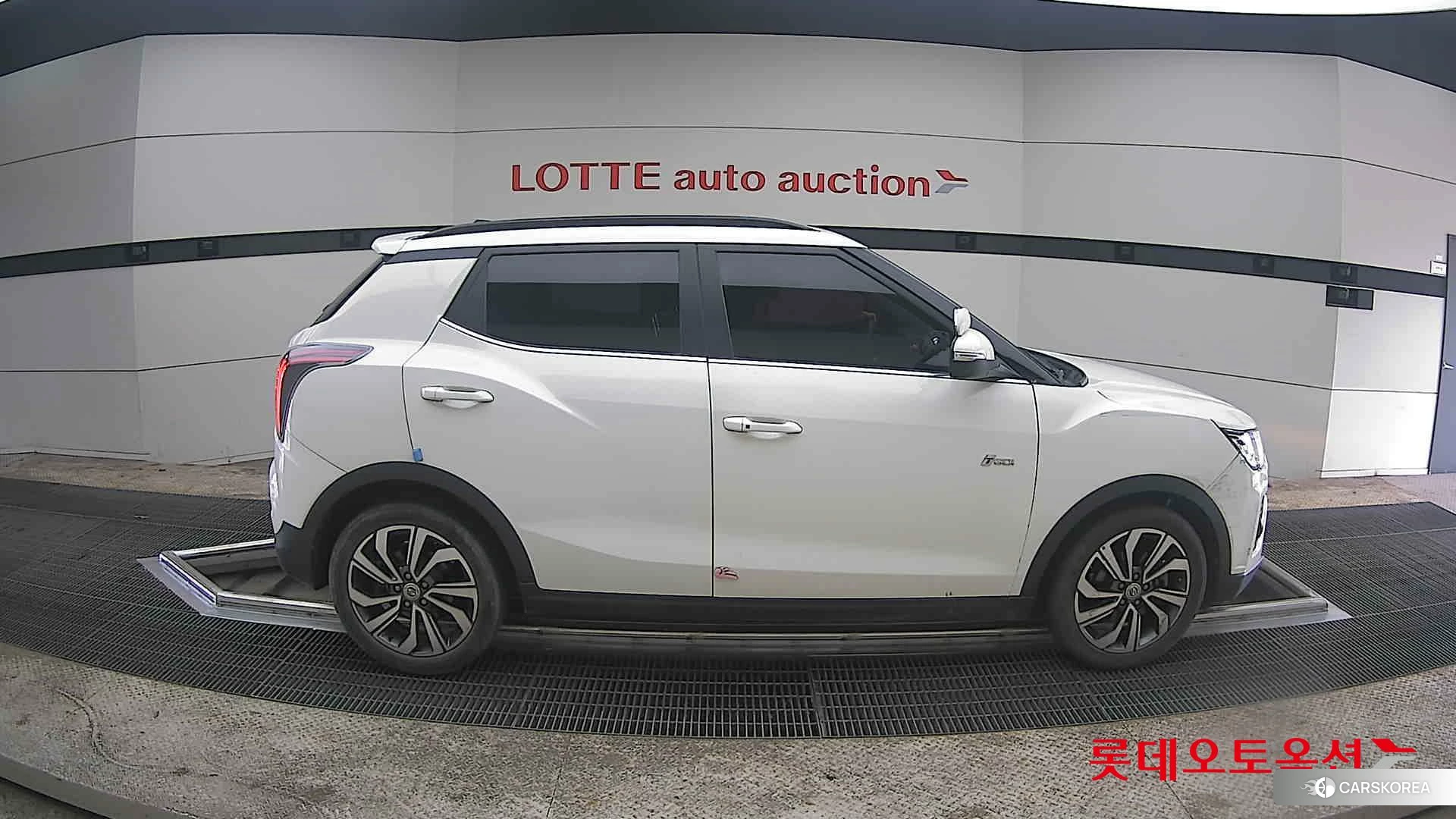 SsangYong Tivoli id 3869466 из Кореи 23