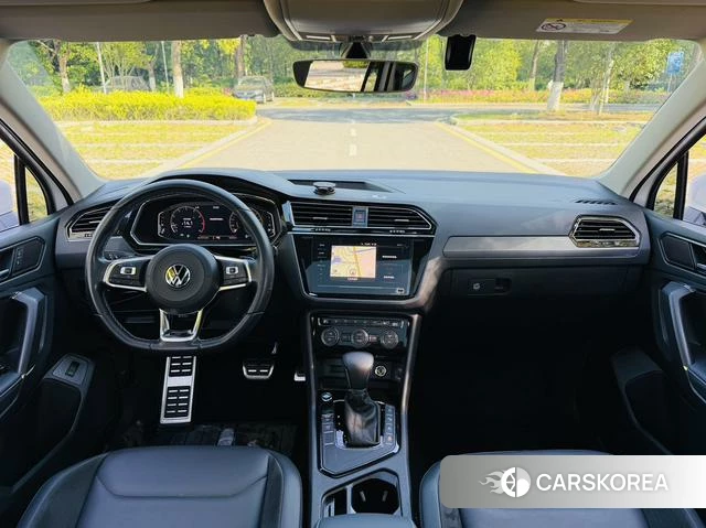Volkswagen Tiguan L 2021 Белый из Китая, фото 3