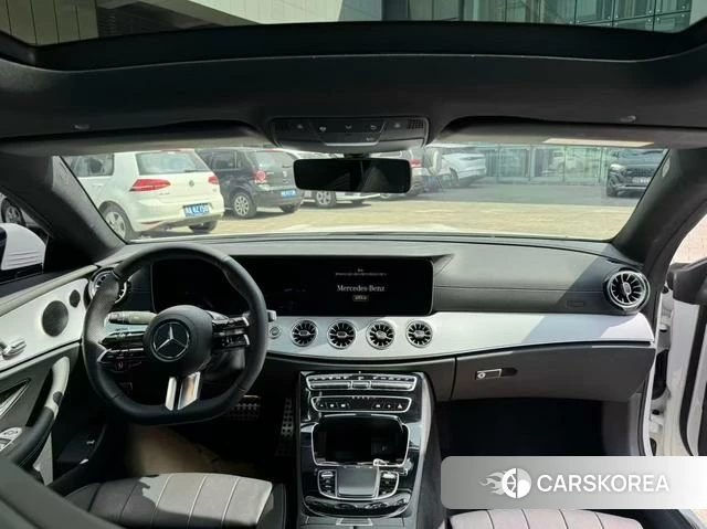 Mercedes-Benz E-class (imported) 2023 Белый из Китая, фото 3