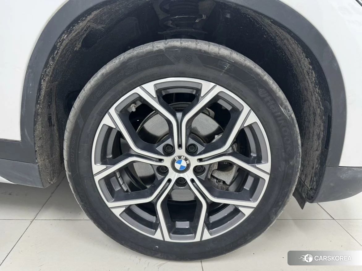 BMW X1 id 4513505 из Китая 16