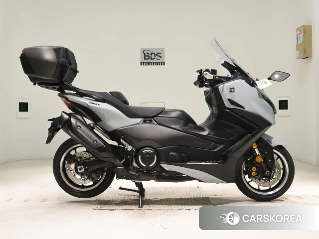 Yamaha T-MAX 560 TECH MAX 2025 из Японии, фото 4