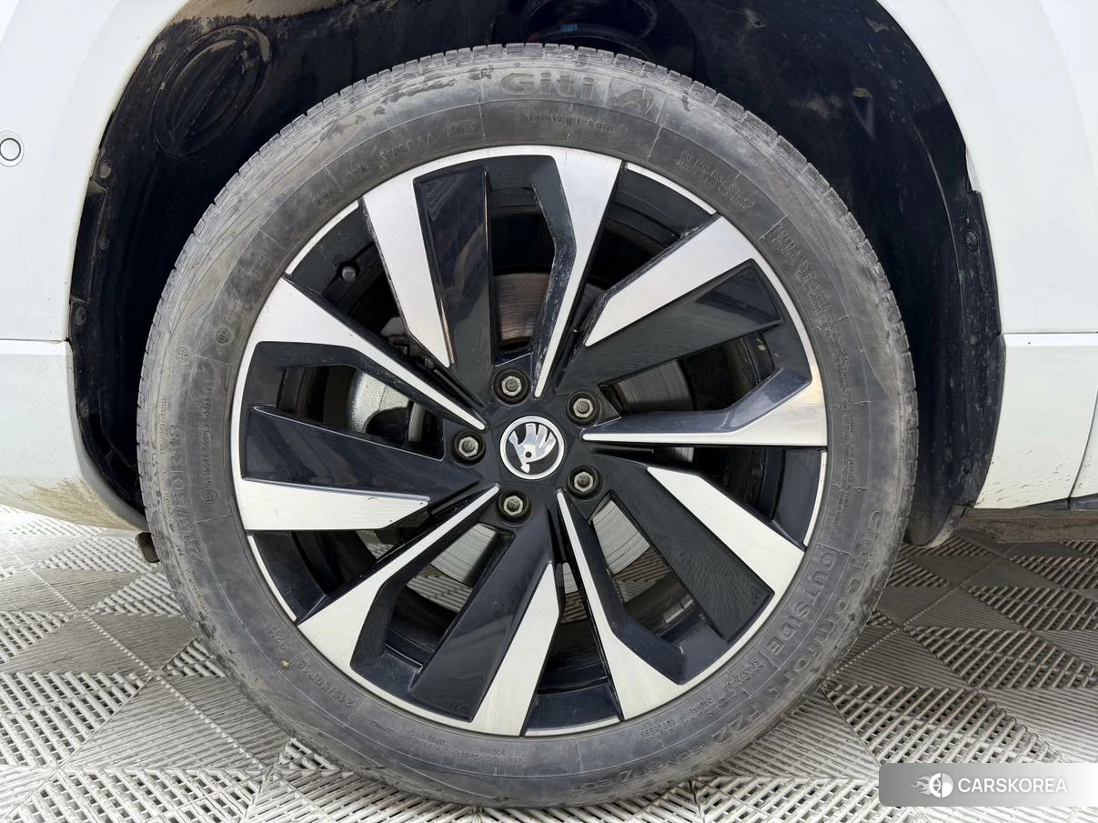 Skoda Krok id 4510551 из Китая 10