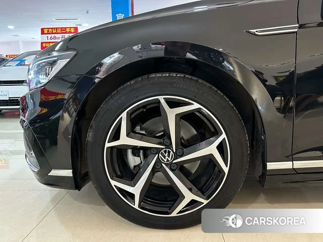 Volkswagen Magotan id 4256014 из Китая 23