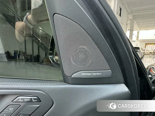 BMW X7 id 4297896 из Китая 17