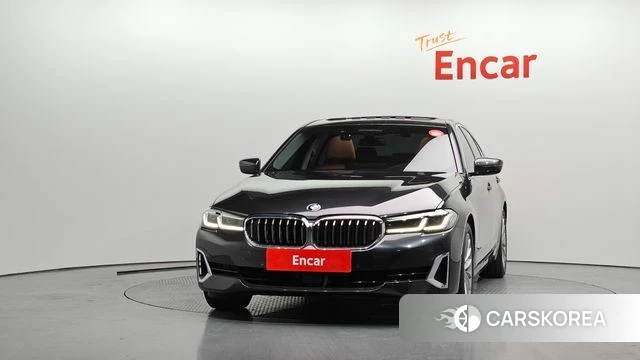 BMW 5 Series (G30) id 3916453 из Кореи 13