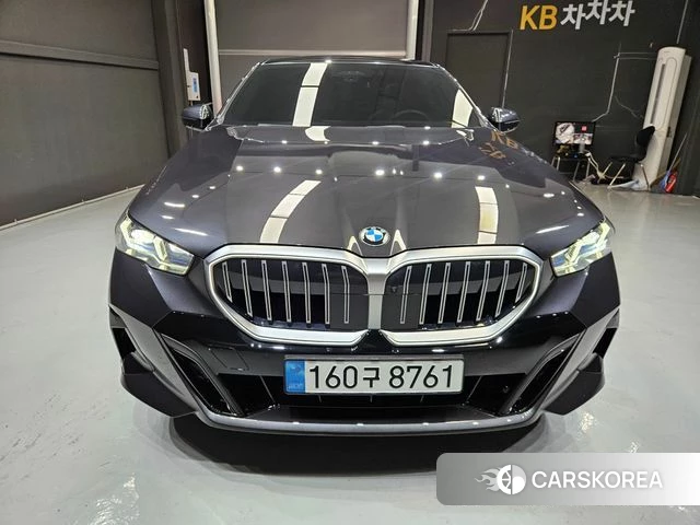 BMW 5 Series (G60) id 4705865 из Кореи 13