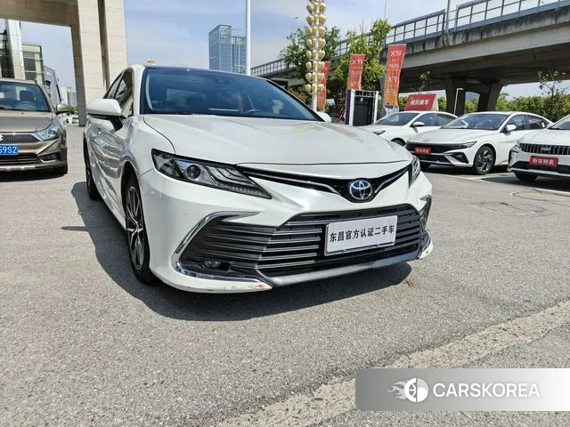 Toyota Camry 2021 Белый из Китая, фото 6