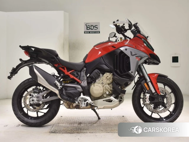 Ducati MULTISTRADA V4 S 2025 из Японии