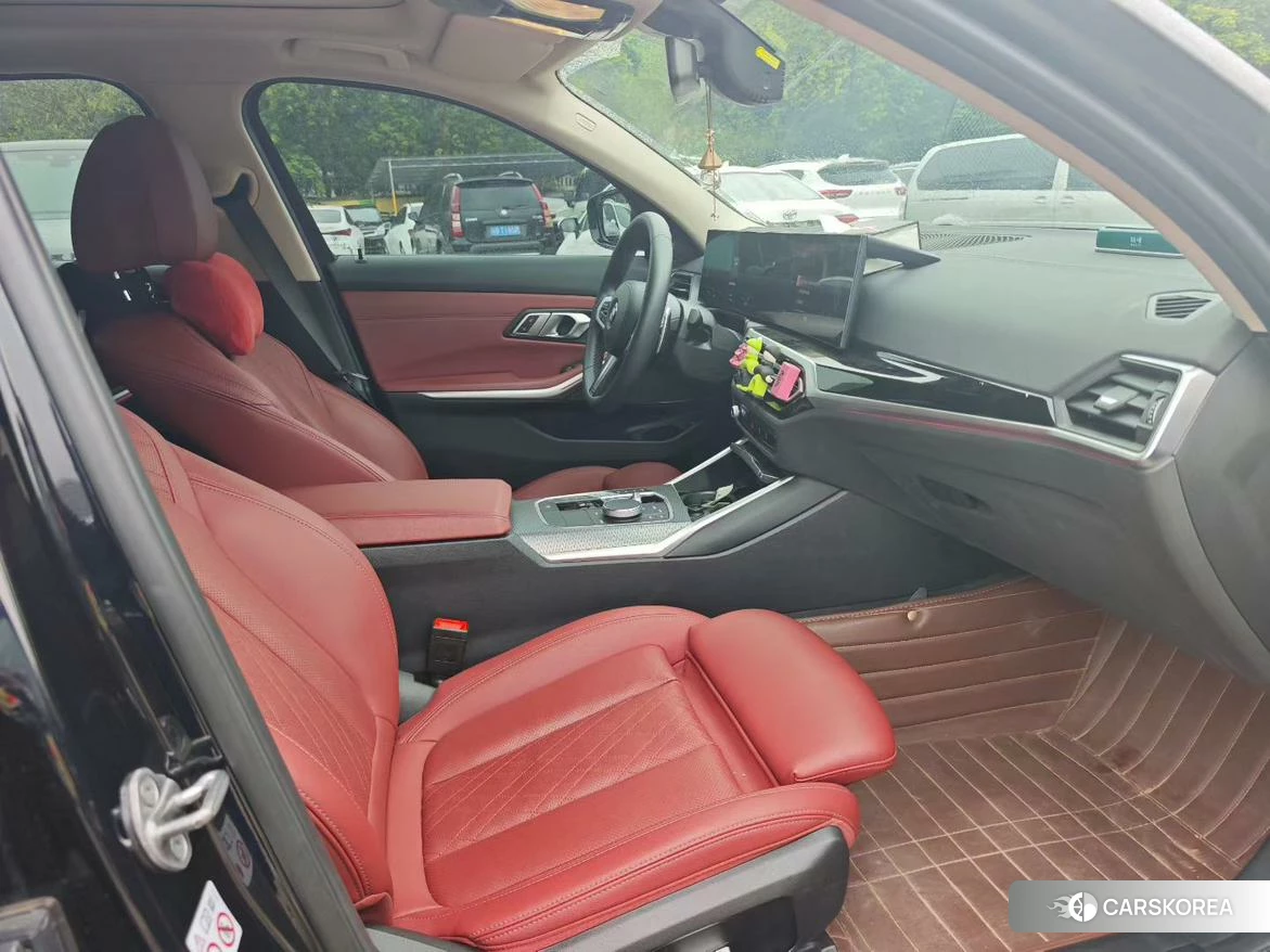 BMW 3 series 2022 Черный из Китая, фото 3