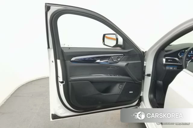 Cadillac CT6 PLUG-IN id 4210058 из Китая 17
