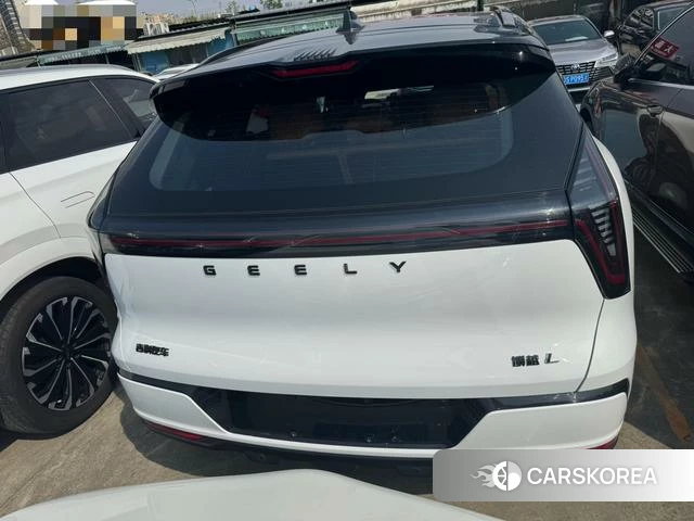 Geely Automobile Boyue L 2025 Белый из Китая, фото 3