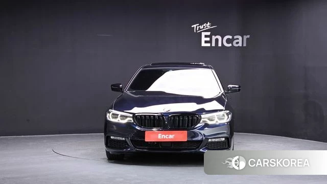 BMW 5 Series (G30) id 4582010 из Кореи 13