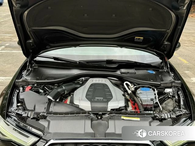 Audi A6L id 4253882 из Китая 14