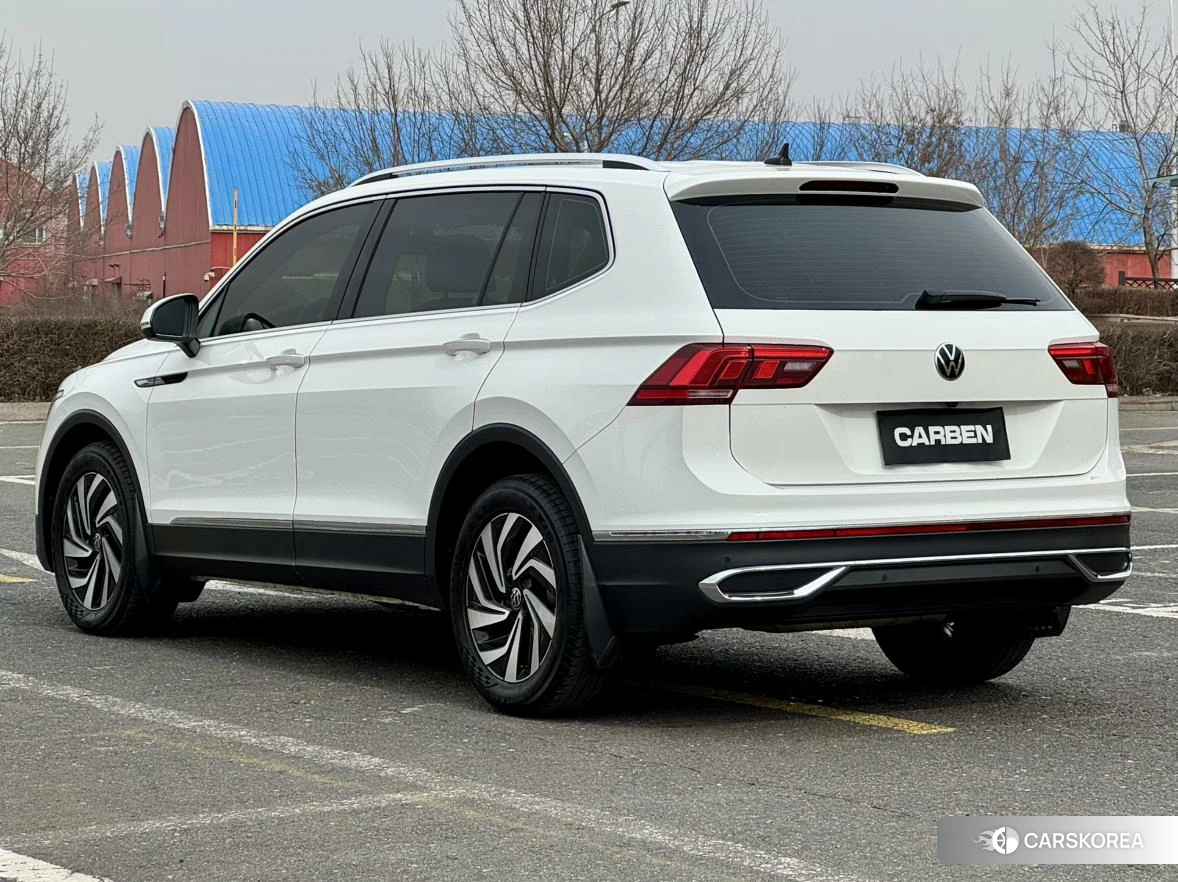 Volkswagen Tiguan L id 4479520 из Китая 12