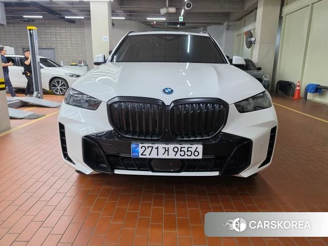 BMW X5 (G05) 2025 Белый из Кореи, фото 3