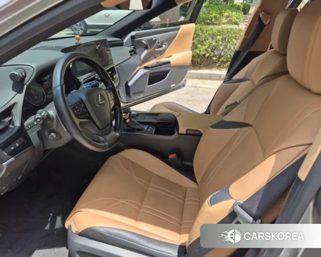 Lexus ES300h 7th generation 2022 Песочный из Кореи, фото 3