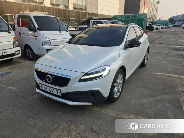 Volvo V40 Cross-Country id 3339469 из Кореи 9
