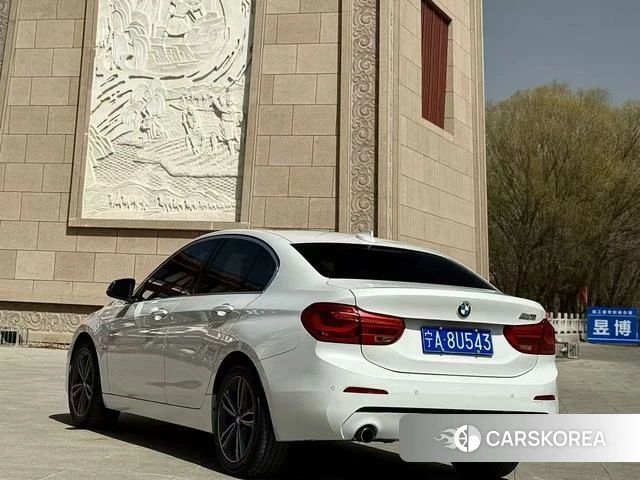 BMW 1 series 2018 Белый из Китая, фото 3