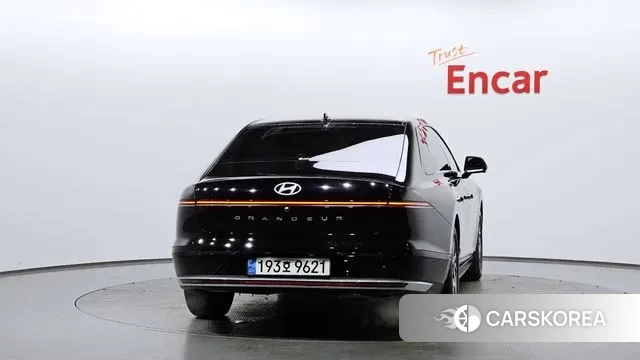 Hyundai Grandeur (GN7) id 3685140 из Кореи 13