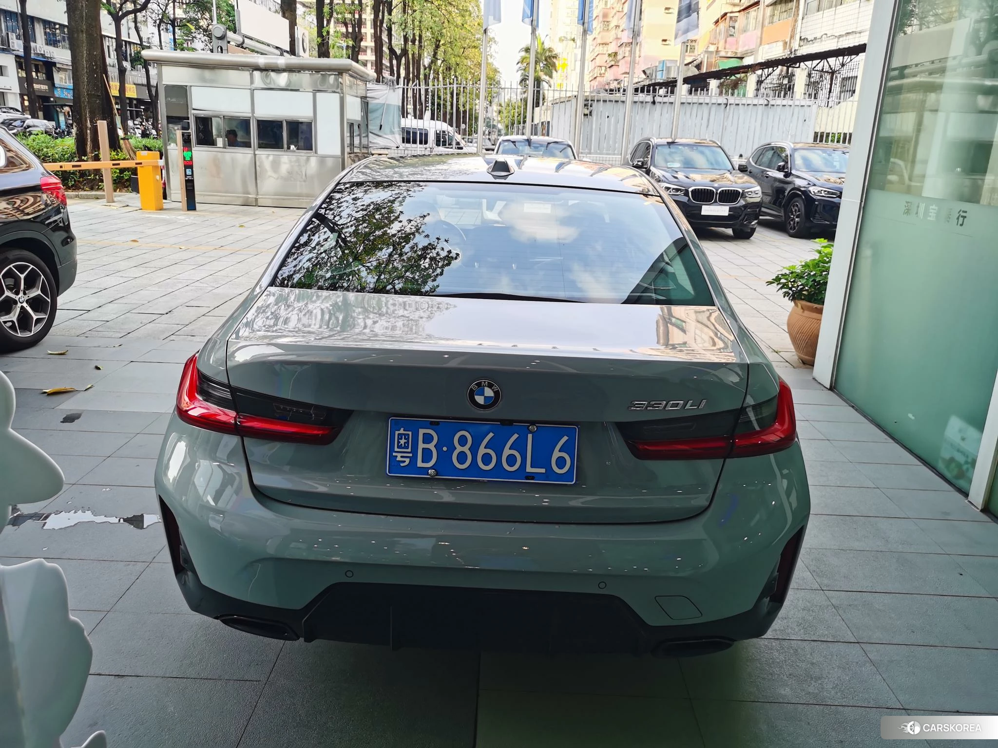 BMW 3 series 2024 Серебристо-серый из Китая, фото 5