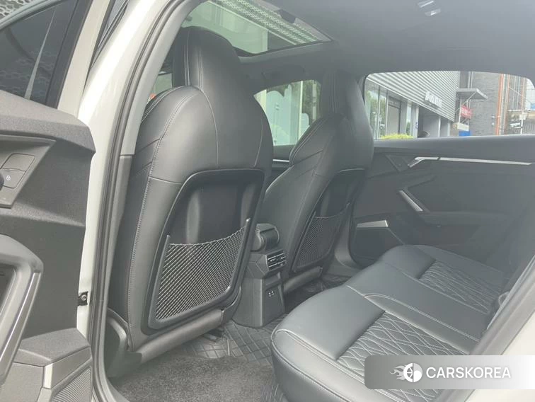 Audi A3 2024 Белый из Китая, фото 5