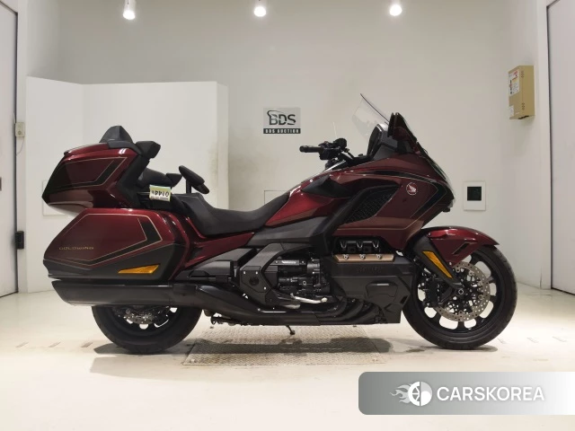 Проданный Honda GL1800 TOUR DCT 2025 из Японии, фото 3