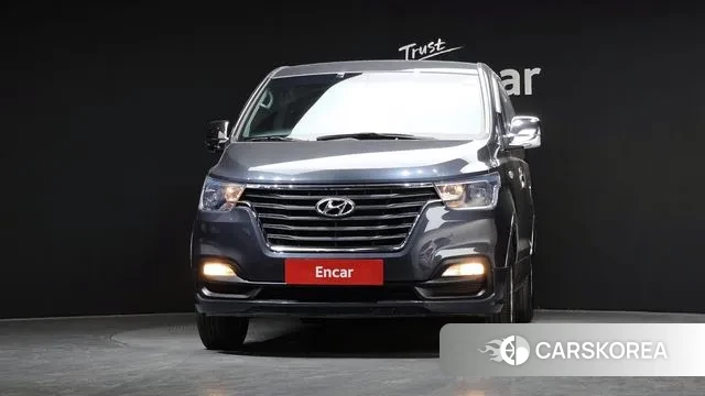 Hyundai The New Grand Starex id 3598877 из Кореи 13