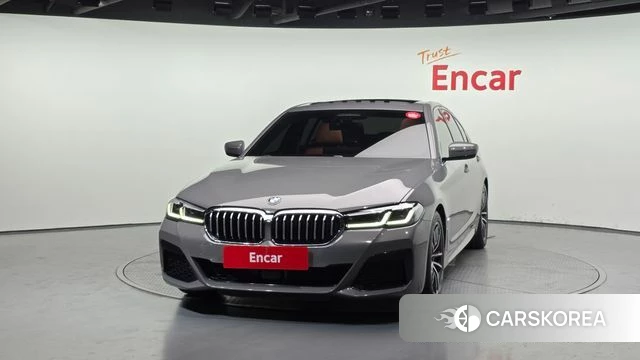 BMW 5 Series (G30) id 4389627 из Кореи 13