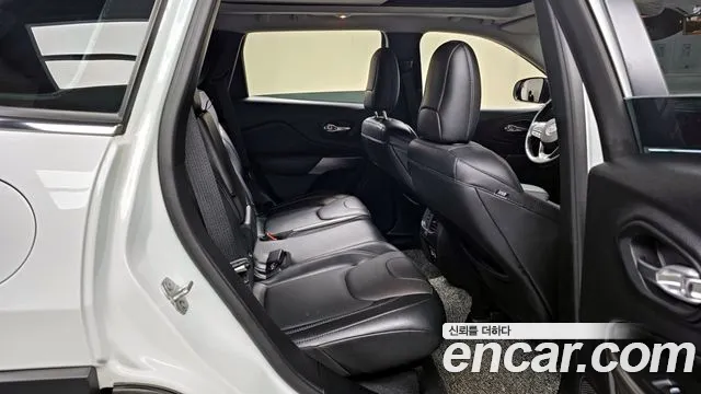 Jeep Cherokee (KL) id 2636587 из Кореи 13